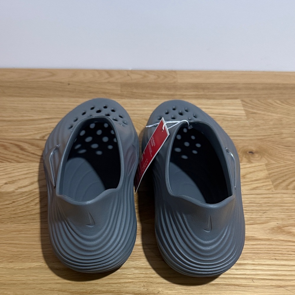 Brand new Nike Rejuven8 size 10 men’s - Picture 3 of 5